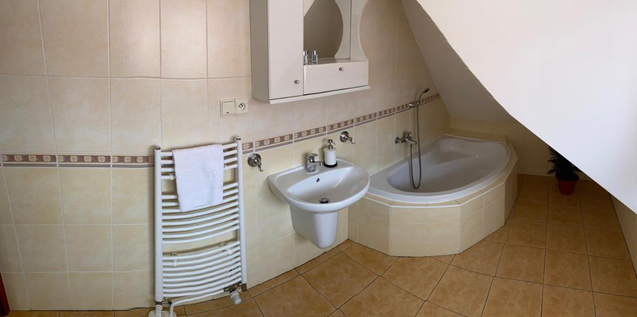 Vila Bellevue Luhačovice Εξωτερικό φωτογραφία